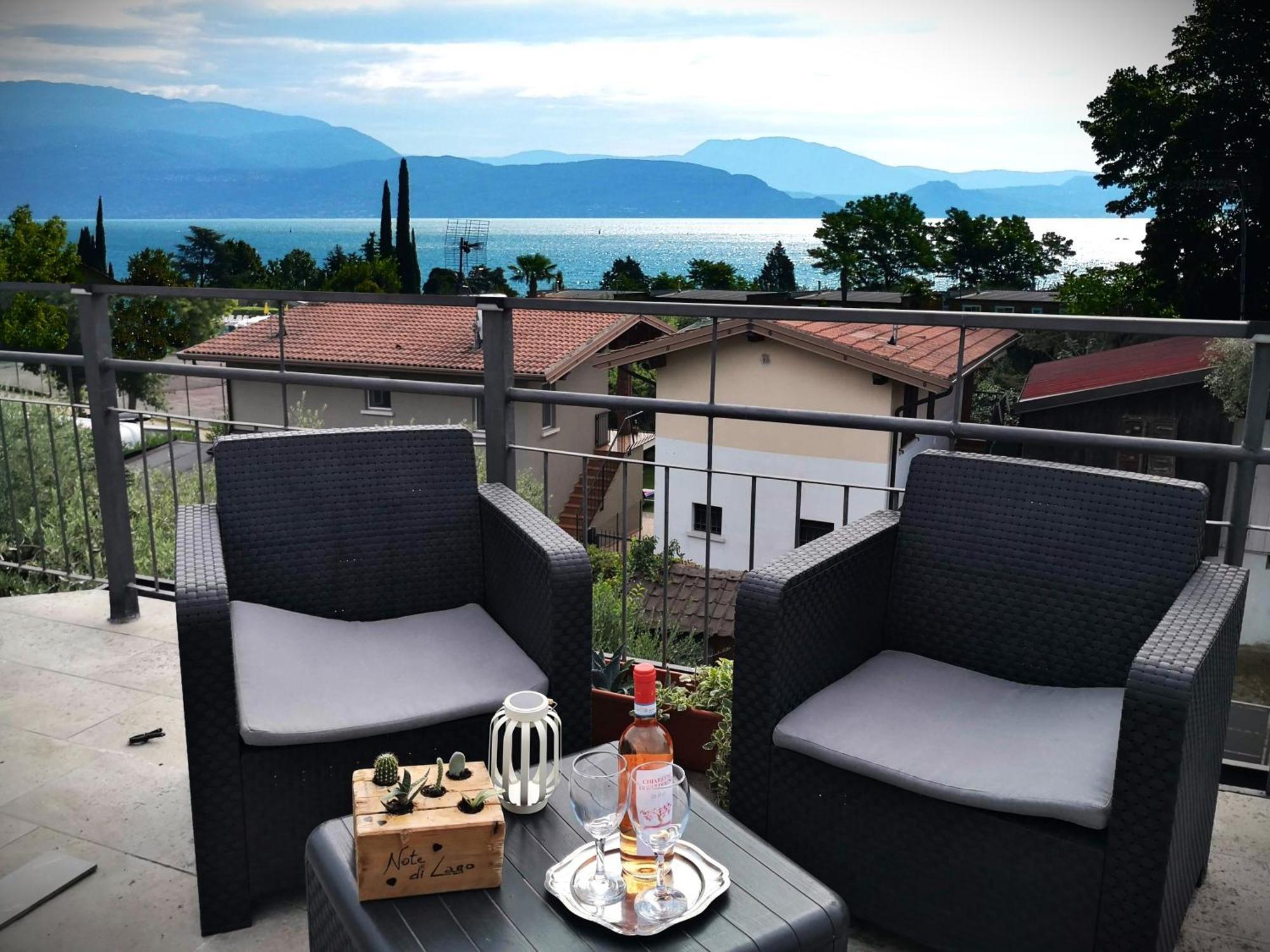 Note Di Lago Manerba del Garda Εξωτερικό φωτογραφία